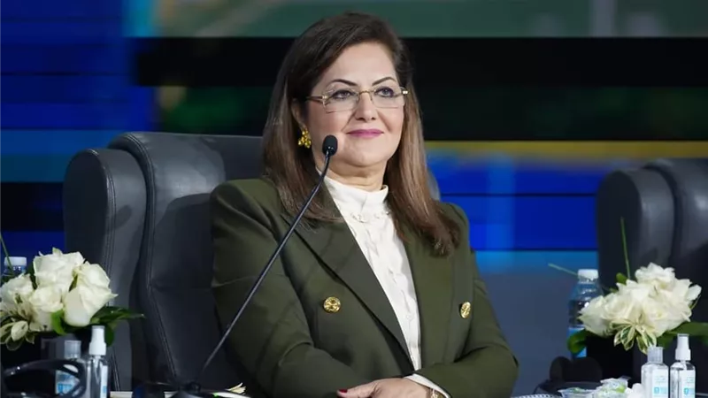 وزيرة التخطيط : المنتدى يعد منصة حوار وجسر تواصل مع الشباب