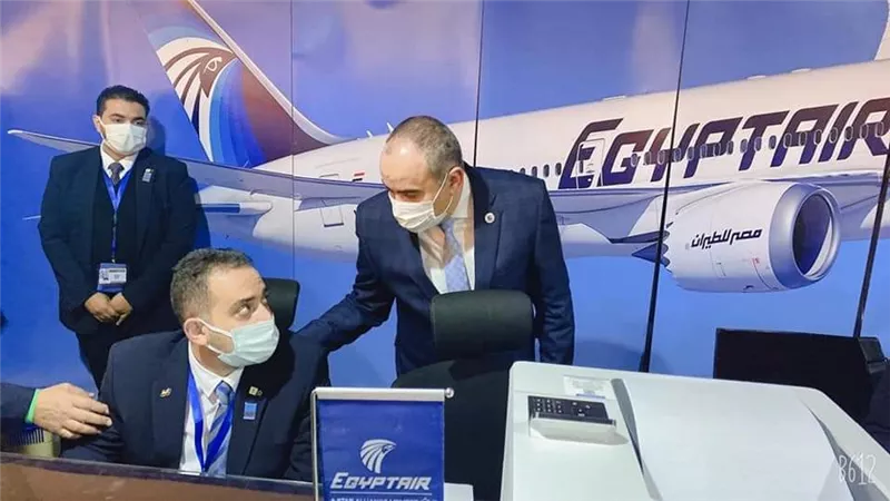 وزير الطيران يتفقد جناح مصر للطيران بمنتدى شباب العالم.. ويوجه بتقديم كافة التسهيلات لضيوف مصر