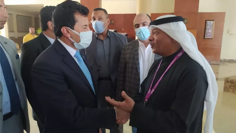 وزير الرياضة يلتقى رئيس الاتحاد العربي للتطوع على هامش فعاليات منتدى شباب العالم