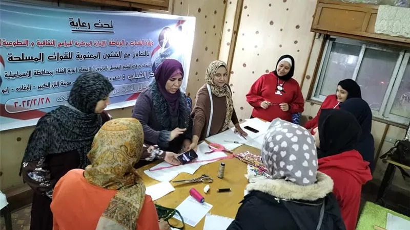 ورش عمل لتعليم التفصيل بالباترون بأندية الفتاة في مراكز الشباب