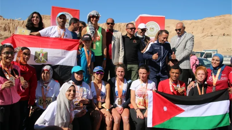 الأردنيون والمصريون يتصدرون سباقات ماراثون الأقصر الدولى..صور