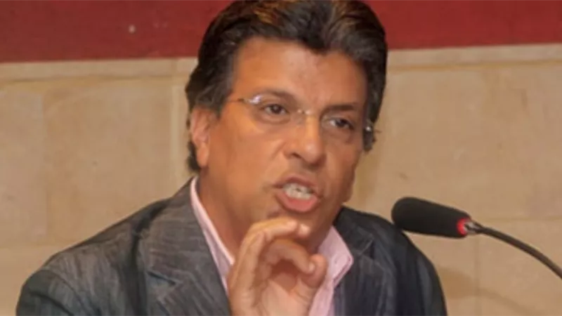 خالد منتصر: الطبيب أعطى وائل الإبراشى 