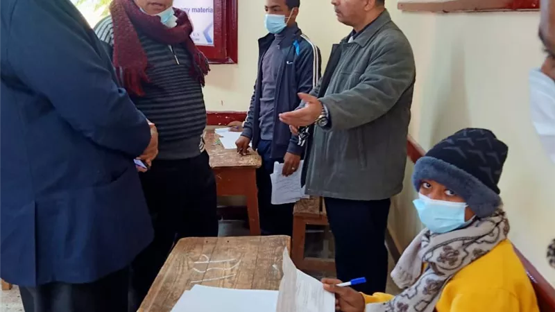 وكيل وزارة التعليم بقنا يتفقد لجان الامتحانات بابو تشت