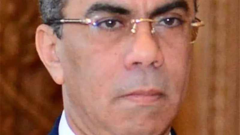 الاوبرا المصرية تستضيف وتناقش سنوات الخماسين مع ياسر رزق