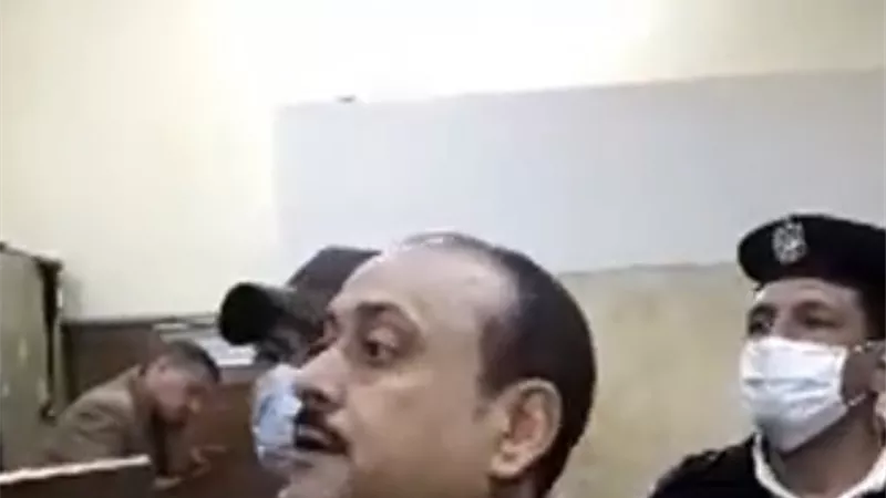 جنايات المنصورة تؤجل محاكمة عامل قتل شقيقته حرقاً بالدقهلية 48 ساعة