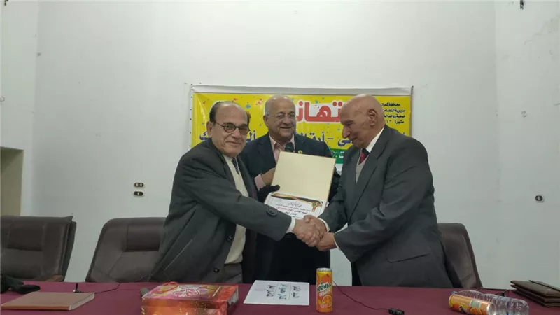 روافد الخير ويوم الوفاء وتكريم المقاتل كمال الباز