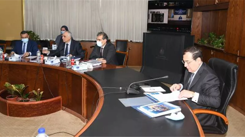 وزير البترول: حجم الموازنات الاستثمارية الجديدة لشركات القطاع العام يصل لأول مرة لـ٣٠ مليار جنيه