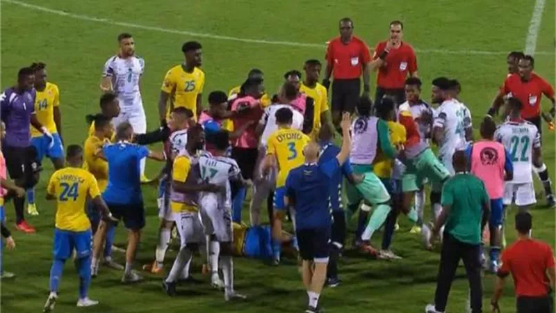 ايقاف نجم منتخب غانا 3 مباريات بسبب مباراة الجابون
