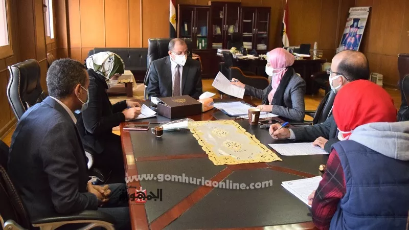 رئيس جامعة بنى سويف يرأس مجلس كلية العلاج الطبيعي