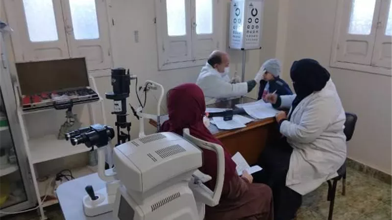 الكشف على ١٣٦٢فى قافلة طبية علاجية مجانية بقرية الخادمية بكفرالشيخ