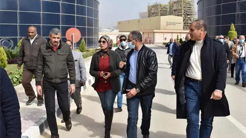 مسئولو الإسكان يتفقدون منظومة مياه الشرب بشمال غرب خليج السويس