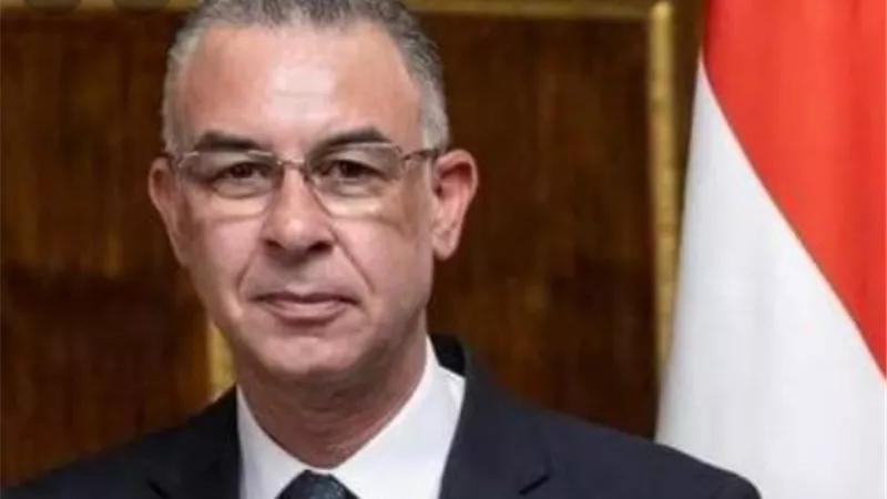 جثمان السفير المصري في إيطاليا يصل مطار القاهرة تمهيدا لدفنه