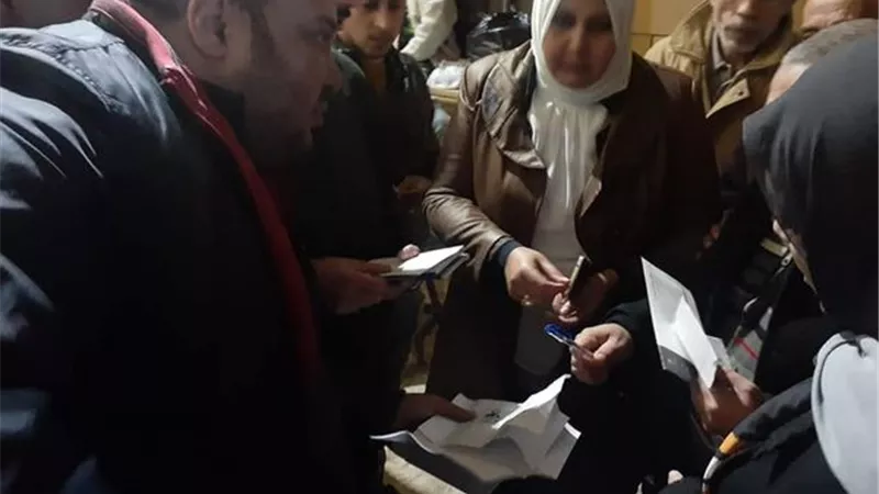 بحث إجتماعى لمتضررى 