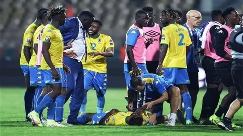 كاس الامم الافريقية.. 4 قرارات من الكاف بشأن أحداث شغب مباراة غانا والجابون