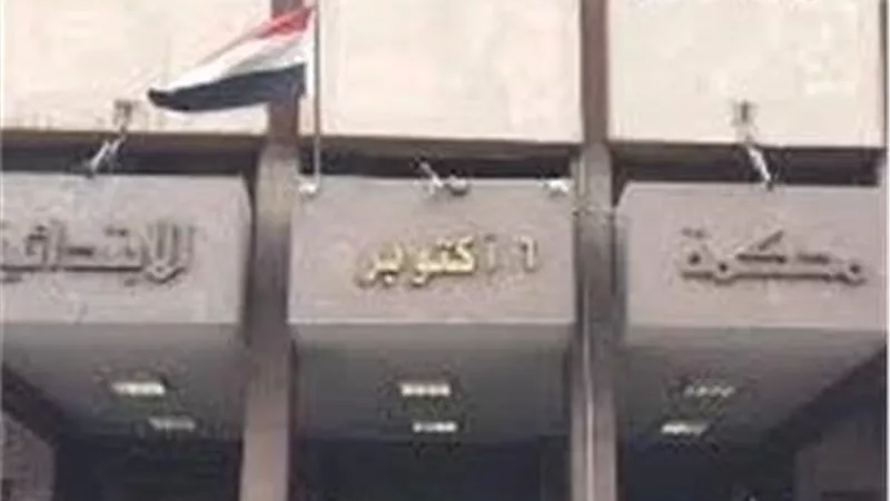 بالمستندات .. حبس أمين صندوق الشيخ زايد السابق وزوجتيه 3 سنوات
