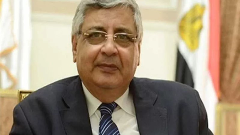 مستشار الرئيس للصحة: اللقاحات لا تمنع العدوى.. ومعظم الإصابات في مصر حاليا بـ