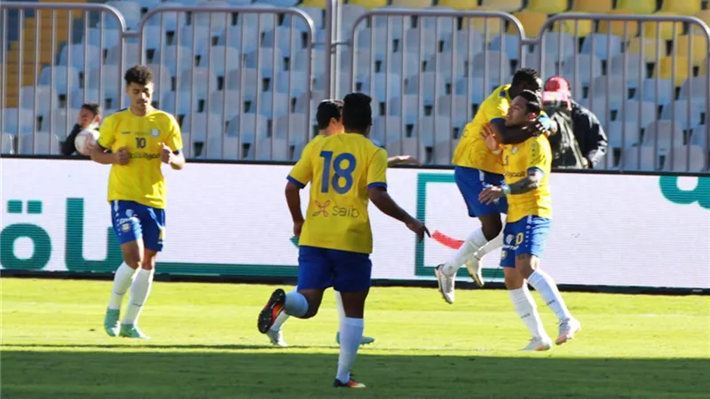 كأس الرابطة: الاسماعيلى يتقدم على الاهلى بهدف فى الشوط الاول..صور