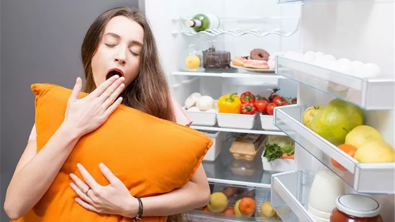 هذه الأطعمة تسبب الأرق