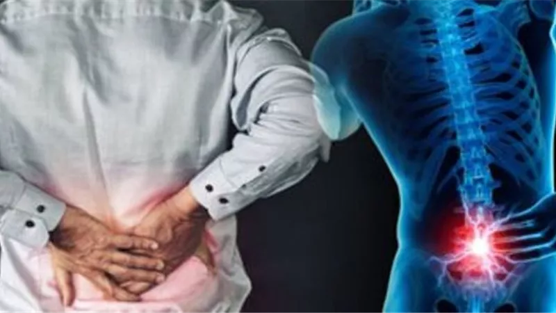 لا تقلق.. آلام الظهر ليست أعراض إميكرون