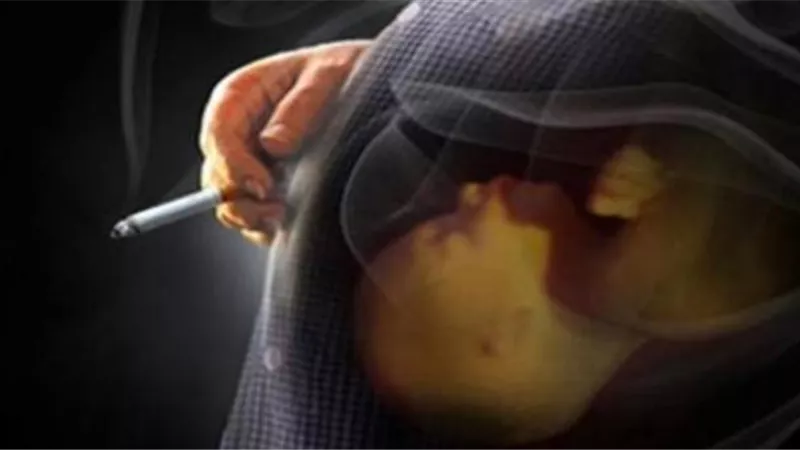 التدخين أثناء الحمل.. ومخاطرها على الجنين