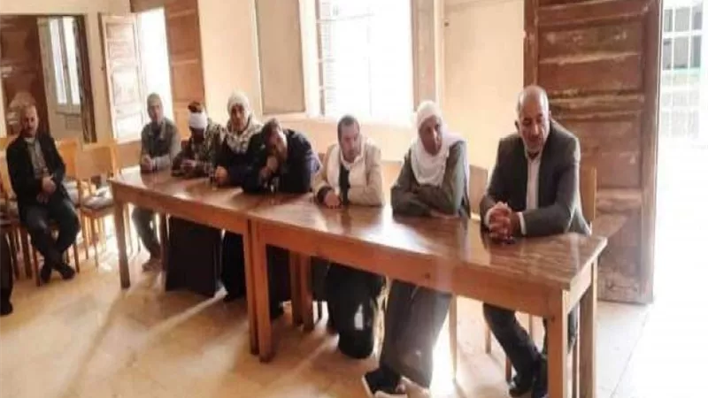 زراعة الشرقية تُنفذ مدرسة حقلية إرشادية عن زراعة محصول بنجر السكر لمزارعي قرية شوبك أكراش
