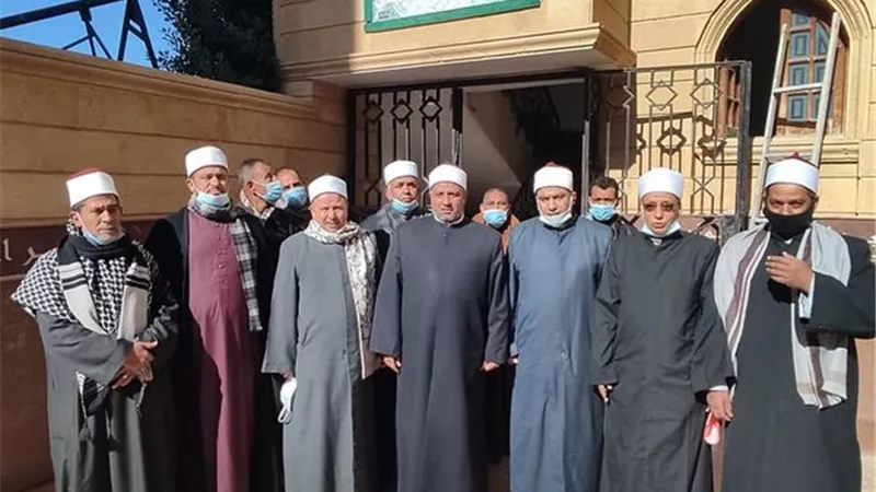 مدير أوقاف الإسماعيلية يتفقد إدارة ابوصوير ..صور