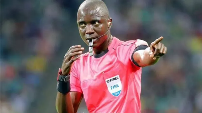 أمم إفريقيا.. بكاري جاساما حكماً لمواجهة الجزائر وكوت ديفوار