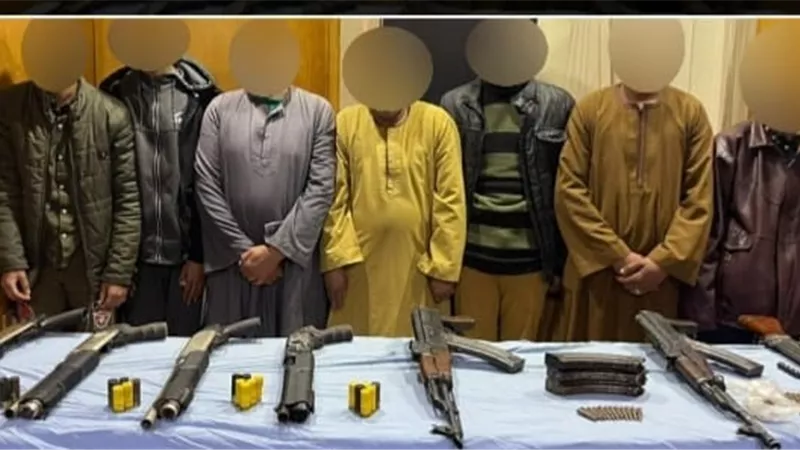 ضبط أسلحة نارية وتنفيذ أحكاما قضائية فى حملة أمنية بسوهاج
