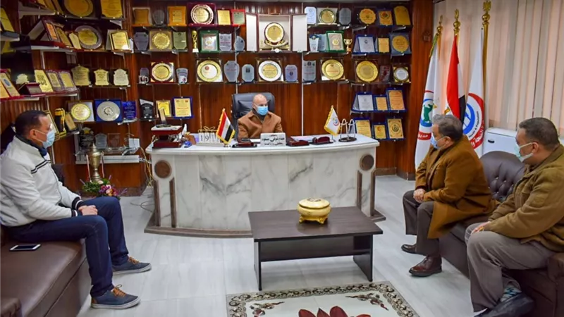 وكيل وزارة الصحة بالشرقيه يناقش مستجدات جائحة كورونا