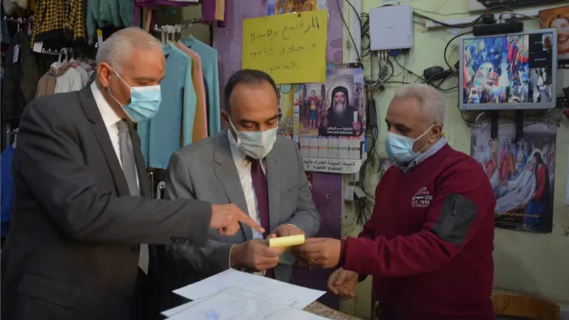 نائب محافظ المنيا: اصدار رخص مؤقتة لتوفيق اوضاع المشروعات الصغيرة