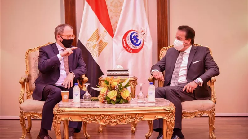 عبد الغفار يستقبل 