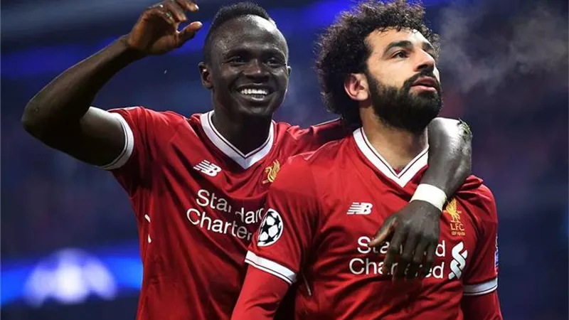 ليفربول يهنئ صلاح وماني بتأهلهما لثمن نهائي كأس إفريقيا