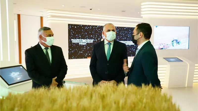 وزير الرى يشارك في فعاليات مؤتمر 