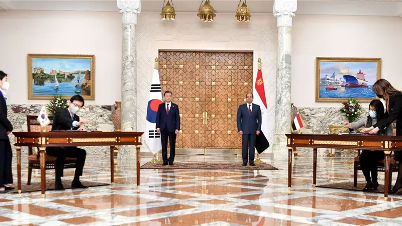 توقيع اتفاقية تمويل بـ251 مليون دولار لتحديث نظم إشارات خط سكك حديد مصر الأقصر السد العالي
