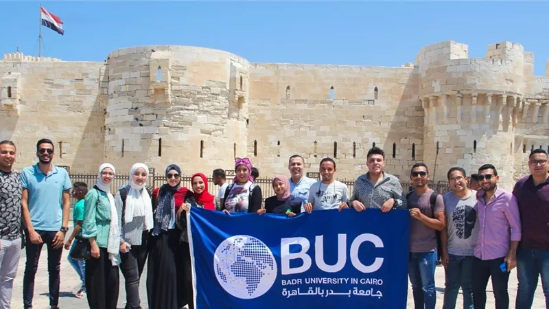 جامعة بدر تنظم رحلات ترفيهية ثقافية لـ282 طالباً فى مختلف الأماكن السياحية.. بالفيديو