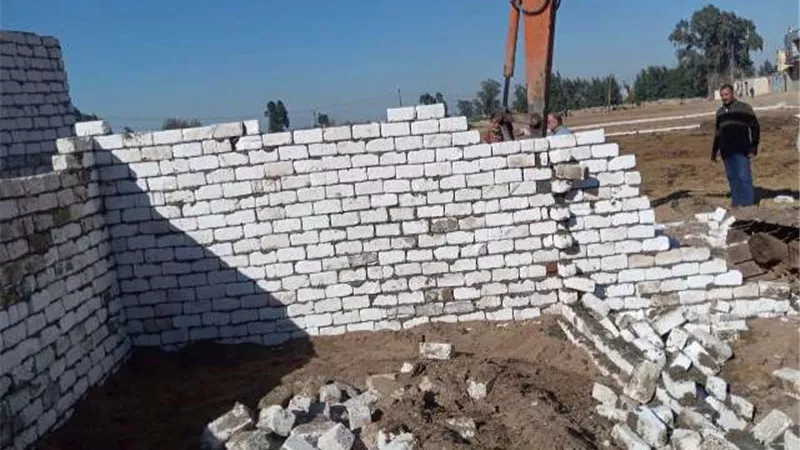 حملات يومية لإزالة البناء على الأراضى الزراعية بالشرقية