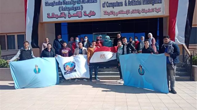 الحاسبات والذكاء الاصطناعى بالغردقة تحتفل بالعيد القومى للبحر الاحمر.. بالصور