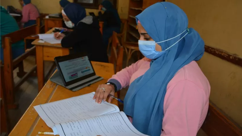 عربى اولى ثانوي بلاشكاوى .. وغدا طلاب ثانية يبدأون الامتحانات