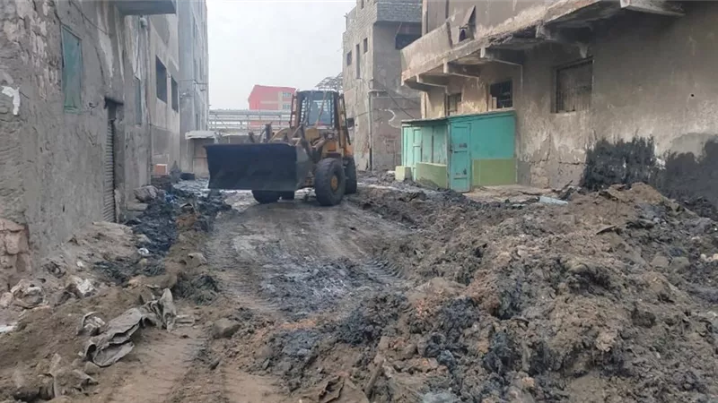 لليوم الثاني علي التوالي.. رفع ٧٤٥ طن مخلفات من المدابغ بحي غرب الاسكندرية