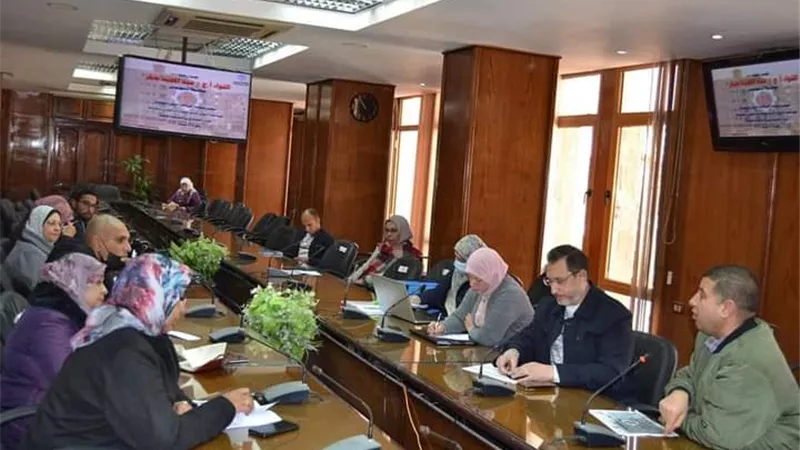 اجتماع اللجان المختصة لاستئناف أعمال البناء بالسويس