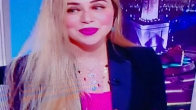 شيرين الشايب : كل التحية لرجال الشرطة الذين ضحوا كثيرا من أجل الوطن