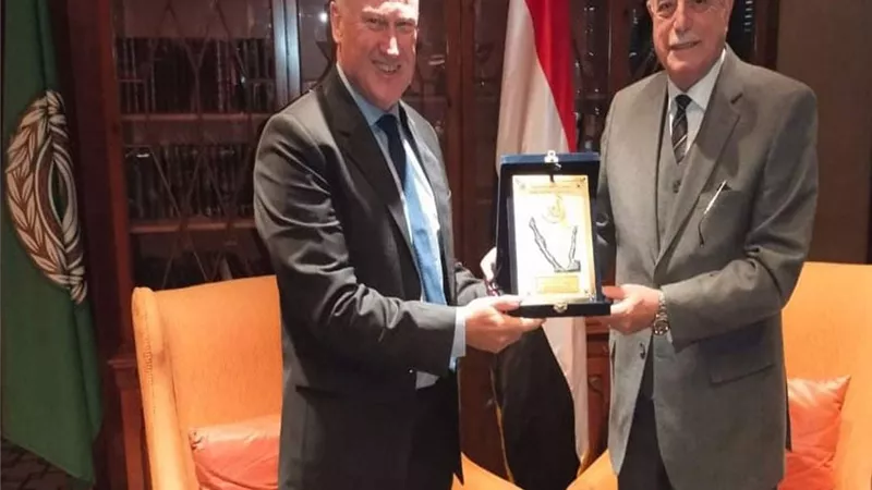 محافظ جنوب سيناء يستقبل سفير استراليا بالقاهرة