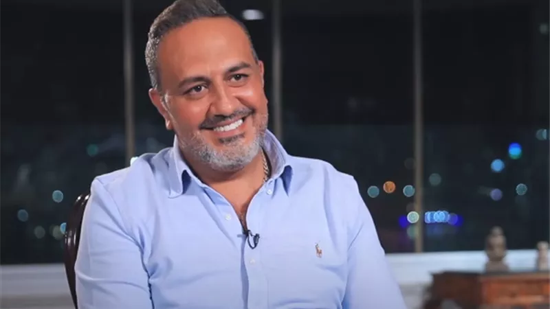 خالد سرحان يدعم منى زكى