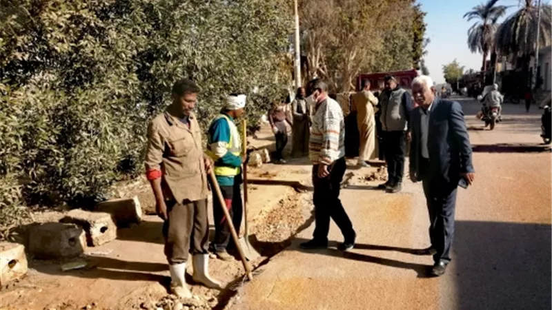 رئيس مدينة الأقصر: الأجهزة التنفيذية تواصل تنفيذ رفع كفاءة وتطوير الطرق بالمدينة