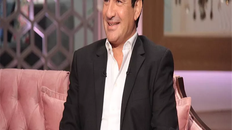 محمد ثروت: 