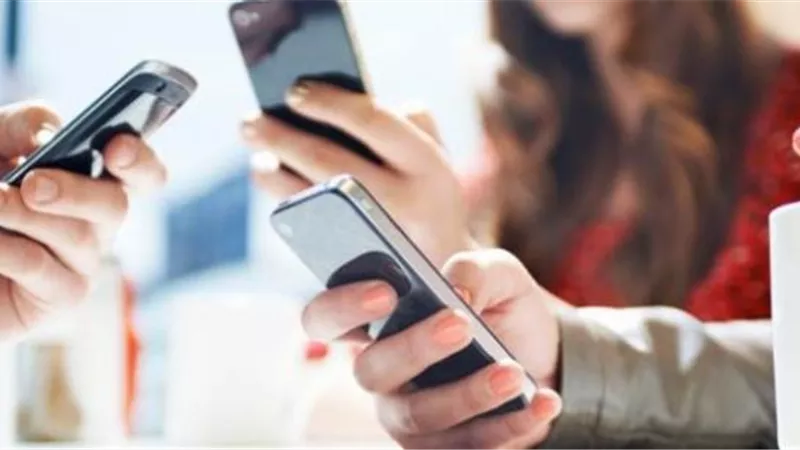 استئجار الأجهزة الذكية باهظة الثمن تلقى رواجا في موسكو