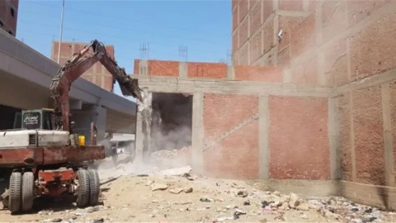 محافظة الجيزة تنفذ ٢٢ إزالة لتعديات بالبناء المخالف علي أملاك الدولة