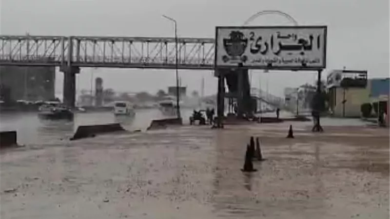 لليوم الثاني علي التوالي.. الأمطار الغزيرة تحاصر الأسكندرية