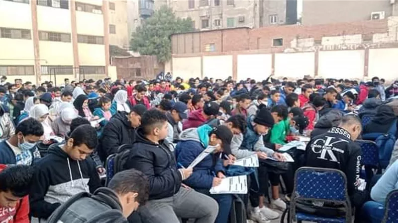 «تعليم الجيزة» تقرر استبعاد مدير مدرسة امبابة الثانوية بسبب محاضرات جماعية لاسطورة العربي