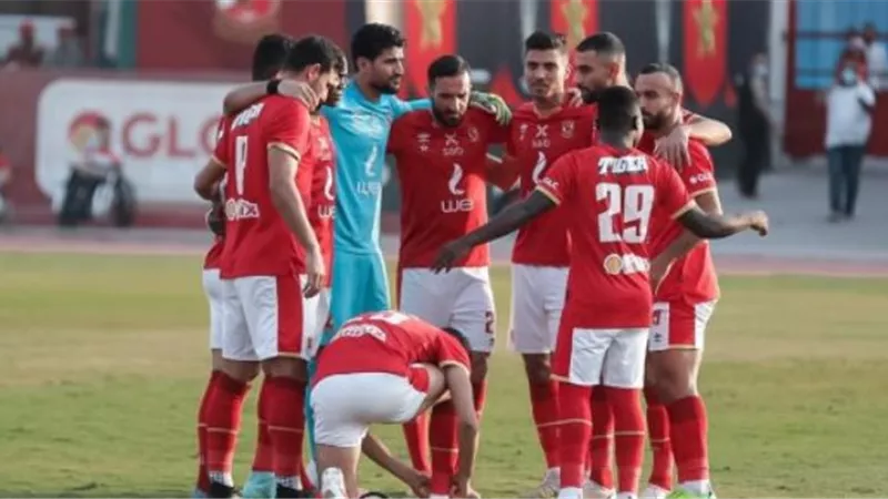 الاهلى يقرر: 50 ألف جنيه غرامة علي أي لاعب يخالف التعليمات